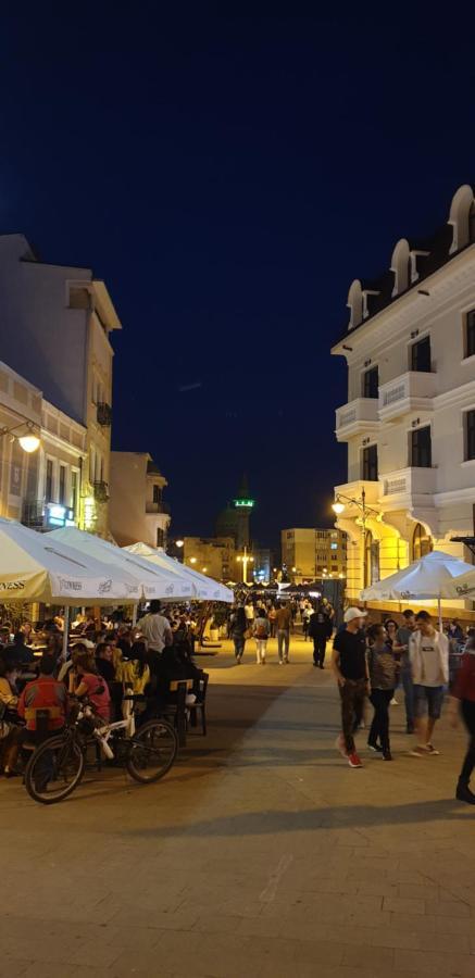 Piata Ovidiu Square Apartment Констанца Екстериор снимка