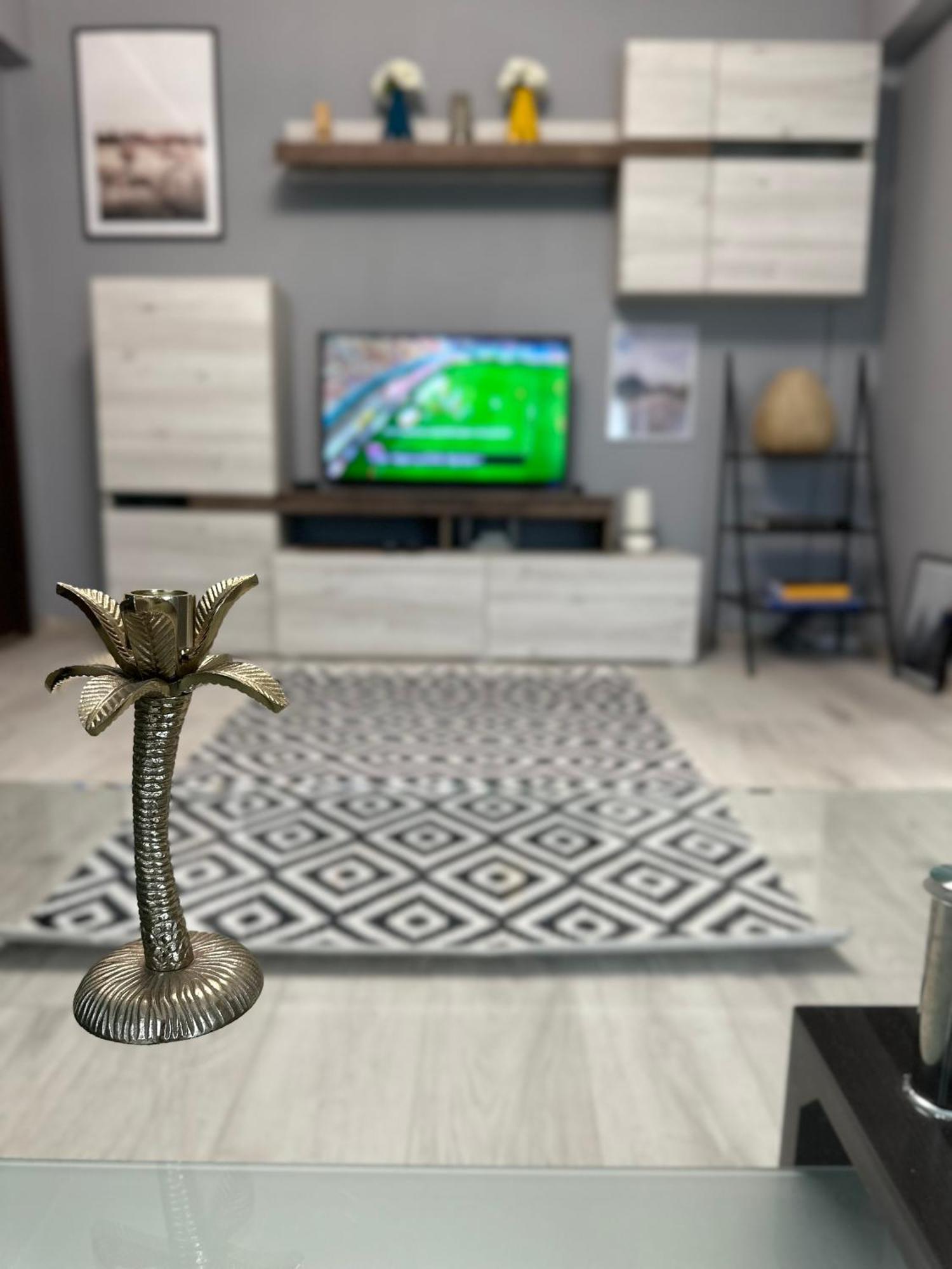 Piata Ovidiu Square Apartment Констанца Екстериор снимка